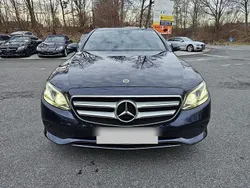 Blau Gebraucht 2018 Mercedes E400 Avantgarde Limousine | 31.998 € (Fairer Preis)