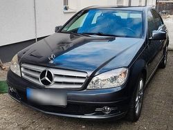 Grau Gebraucht 2010 Mercedes C200 Avantgarde Limousine | 6.000 € (Fairer Preis)