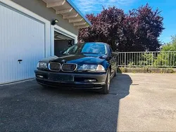 Schwarz Gebraucht 1999 BMW 318 Kombi | 1.400 €