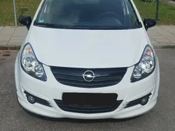 Weiß Gebraucht 2010 Opel Corsa OPC Limousine | 2.600 € (Guter Preis)