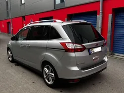 Silber Gebraucht 2018 Ford Grand C-Max Van / Kleinbus | 12.500 € (Superpreis)