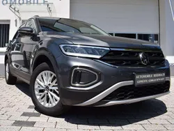Indiengrau metallic Gebraucht 2024 VW T-Roc Life SUV | 21.999 € (Guter Preis)