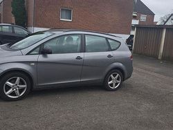 Grau Gebraucht 2008 Seat Altea XL Comfort Van / Kleinbus | 2.600 € (Guter Preis)