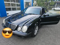 Schwarz Gebraucht 1999 Mercedes 200 Limousine | 3.500 €