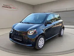 Schwarz Gebraucht 2021 Smart ForFour Electric Drive Limousine | 9.900 € (Fairer Preis)