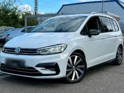 Weiß Gebraucht 2020 VW Touran R-line Van / Kleinbus | 16.999 € (Fairer Preis)