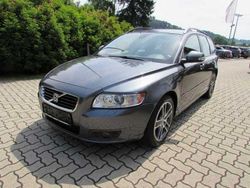Grau Gebraucht 2009 Volvo V50 Summum Kombi | 2.490 € (Guter Preis)
