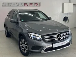 Grau Gebraucht 2016 Mercedes GLC220 SUV | 25.999 € (Guter Preis)