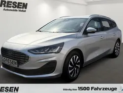 Silber Gebraucht 2024 Ford Focus Titanium Kombi | 23.690 € (Guter Preis)