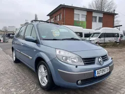 Bleu orage Gebraucht 2005 Renault Scénic II Privilege Van / Kleinbus | 4.490 € (Etwas zu teuer)