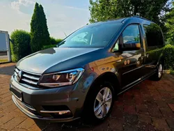 Grau Gebraucht 2017 VW Caddy Maxi Van / Kleinbus | 17.400 € (Fairer Preis)
