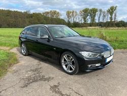 Schwarz Gebraucht 2013 BMW 330 Comfort Edition Kombi | 12.750 € (Superpreis)