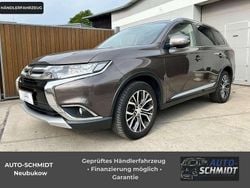 Braun Gebraucht 2015 Mitsubishi Outlander Plus SUV | 11.100 € (Fairer Preis)