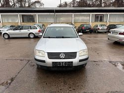 Silber Gebraucht 2002 VW Passat Kombi | 1.750 € (Fairer Preis)
