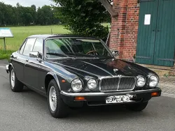 Grau Gebraucht 1991 Jaguar XJ12 Limousine | 14.800 €