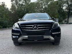 Blau Gebraucht 2012 Mercedes ML250 SUV | 17.900 € (Fairer Preis)