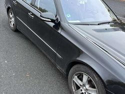 Gebraucht 2007 Mercedes E200 Avantgarde Limousine | 6.000 € (Fairer Preis)
