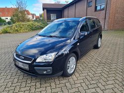 Schwarz Gebraucht 2005 Ford Focus Kombi | 2.950 € (Teuer)