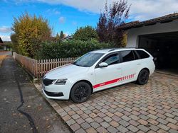 Weiß Gebraucht 2017 Skoda Octavia Kombi | 12.800 € (Fairer Preis)