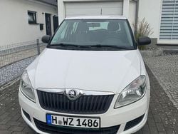 Weiß Gebraucht 2013 Skoda Fabia Fresh Kleinwagen | 3.200 € (Guter Preis)