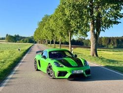 Grün Gebraucht 2024 Porsche Cayman GT4 Coupé | 184.900 €