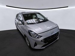 Sleek silver Gebraucht 2023 Hyundai i10 Trend Kleinwagen | 13.999 € (Fairer Preis)