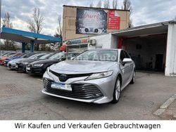 Silber Gebraucht 2021 Toyota Camry Hybrid Executive Limousine | 29.999 € (Fairer Preis)