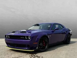 Gelb (sublime green) Neu 2024 Dodge Challenger Coupé | 104.490 €