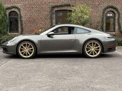 Aventuringrünmetallic Gebraucht 2024 Porsche 911 Carrera Coupé | 119.790 € (Superpreis)