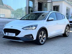 Weiß Gebraucht 2021 Ford Focus Active Limousine | 19.990 € (Fairer Preis)