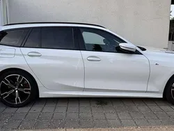 Weiß Gebraucht 2024 BMW 320 M Sport Kombi | 47.000 € (Teuer)