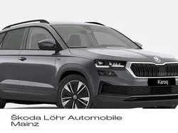 Graphitegrau metallic Neu 2025 Skoda Karoq Tour SUV | 47.790 €