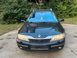 Grün Gebraucht 2004 Renault Laguna II Kombi | 800 € (Fairer Preis)