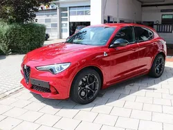 Rot Gebraucht 2022 Alfa Romeo Stelvio Quadrifoglio SUV | 59.900 € (Fairer Preis)