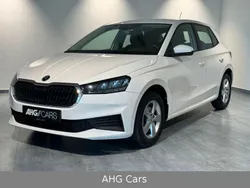 Weiß Gebraucht 2023 Skoda Fabia Ambition Kleinwagen | 17.999 € (Guter Preis)
