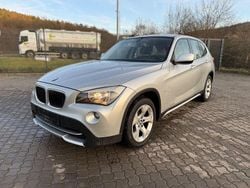 Silber Gebraucht 2011 BMW X1 SUV | 9.199 € (Guter Preis)