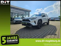 Pearl white/ attitude black Gebraucht 2023 Toyota RAV4 Hybrid Style SUV | 40.990 € (Etwas zu teuer)