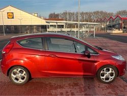 Rot Gebraucht 2008 Ford Fiesta Kleinwagen | 3.650 € (Teuer)