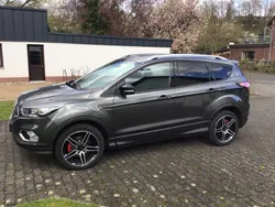 Grau Gebraucht 2019 Ford Kuga SUV | 17.999 € (Fairer Preis)