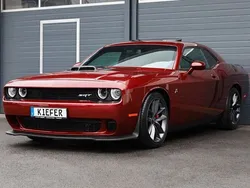 Octane red pearlcoat Gebraucht 2018 Dodge Challenger Coupé | 31.950 € (Guter Preis)