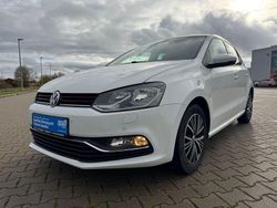 Weiß Gebraucht 2017 VW Polo Allstar Limousine | 7.999 € (Fairer Preis)