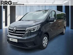 Grau Gebraucht 2024 Renault Trafic Life Van | 35.780 €