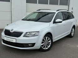 Weiß Gebraucht 2016 Skoda Octavia Ambition Kombi | 7.990 € (Guter Preis)