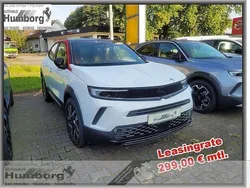 Weiß metallic Gebraucht 2024 Opel Mokka-e GS Line SUV | 32.250 €
