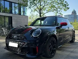 Schwarz Gebraucht 2025 Mini John Cooper Works Kleinwagen | 36.999 € (Fairer Preis)