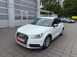 Weiß Gebraucht 2016 Audi A1 Sportback Kleinwagen | 14.890 € (Etwas zu teuer)