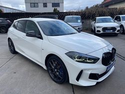 Weiß Gebraucht 2021 BMW M135 Performance Kleinwagen | 29.900 € (Fairer Preis)