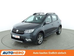 Grau Gebraucht 2019 Dacia Sandero Prestige Limousine | 8.790 € (Fairer Preis)