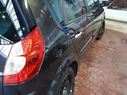 Schwarz Gebraucht 2009 Renault Scénic III Luxe Van / Kleinbus | 1.200 € (Superpreis)