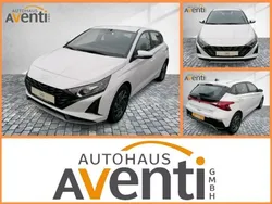 Weiß Neu 2024 Hyundai i20 Trend Limousine | 19.919 € (Guter Preis)